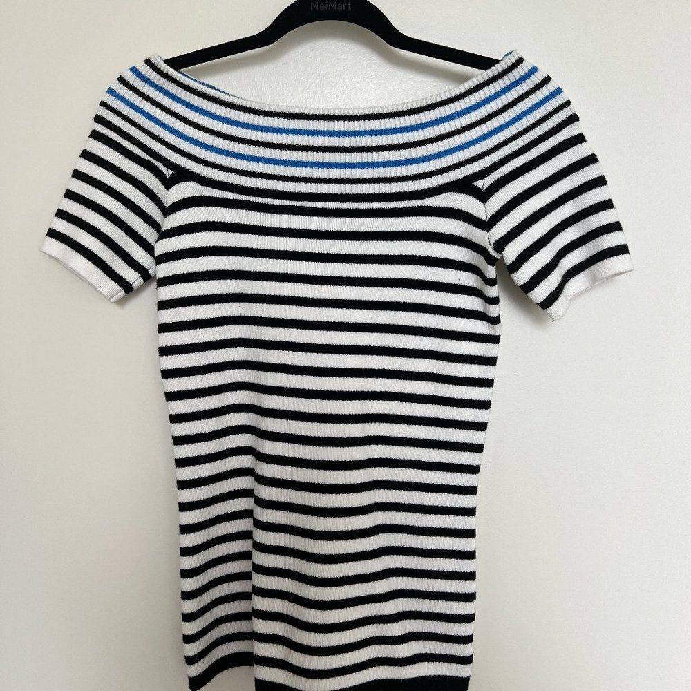 Crop Top | Black and Blue| Size: xs